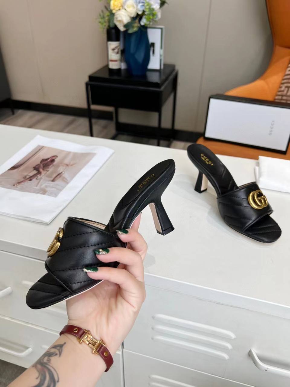Gucci Marmont Double G Leather Mules Black 674839 Bko00 1000 view 5