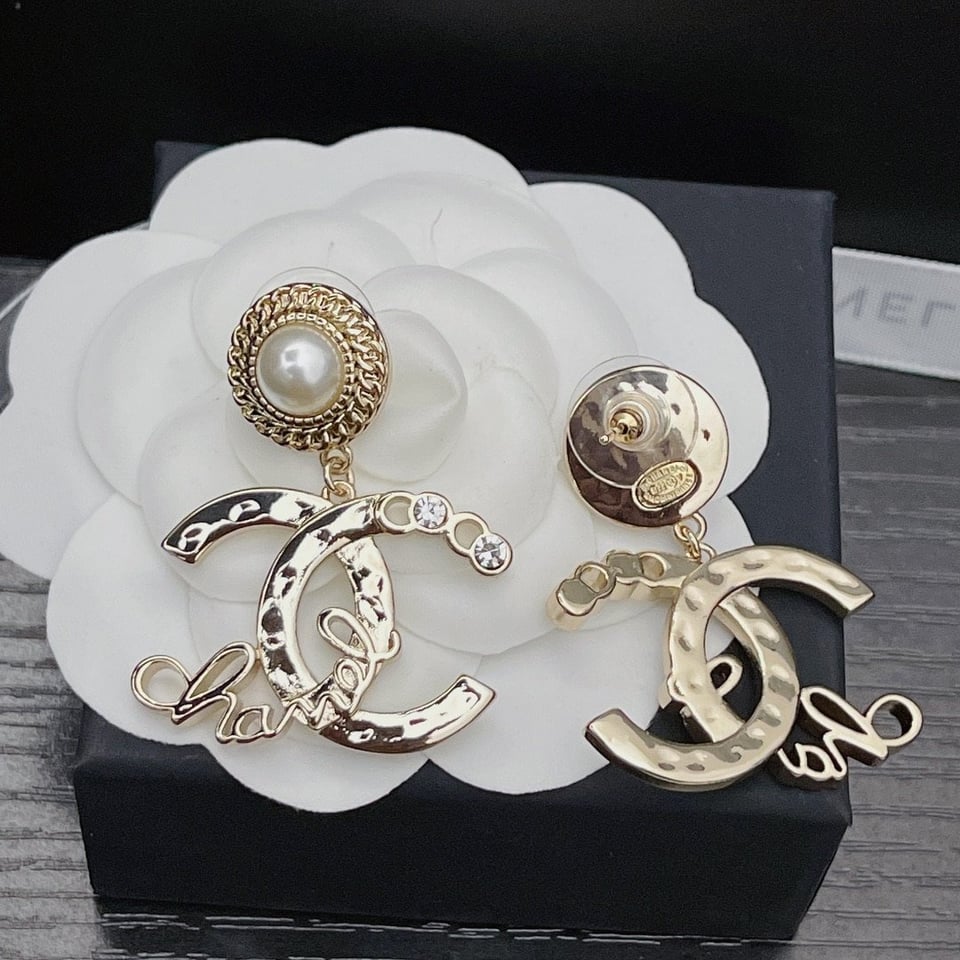 Chanel Earrings With White Pearls And Gold Metal view 3