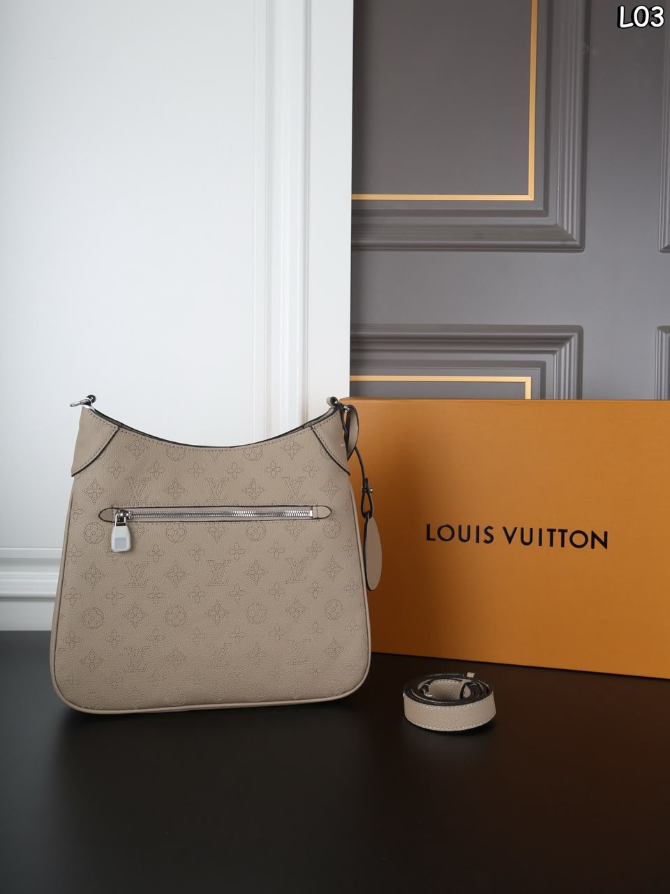 Louis Vuitton All Around PM Bag Galet Grey 25cm M27336 view 4
