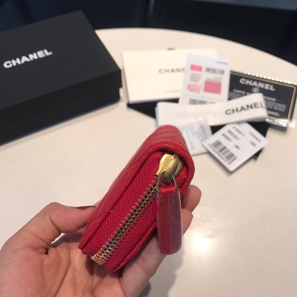 Chanel Zipped Caviar Purse 11 Red Calfskin Gold Icon view 9
