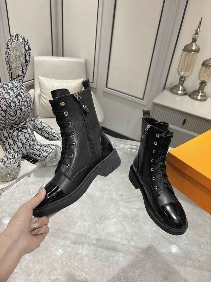 Louis Vuitton Citizen Flat Ranger Boot Leather Black view 7