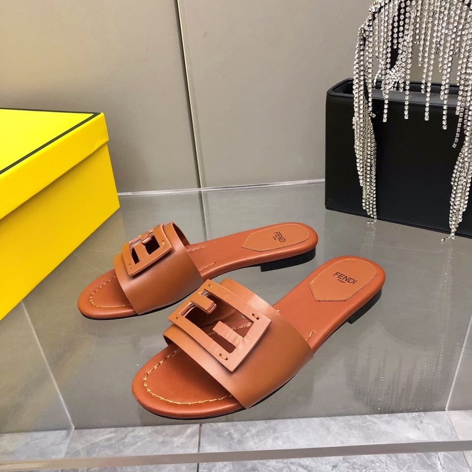 Fendi Baguette Brown Leather Slides 8R8136Ae7Tf1C4R view 7