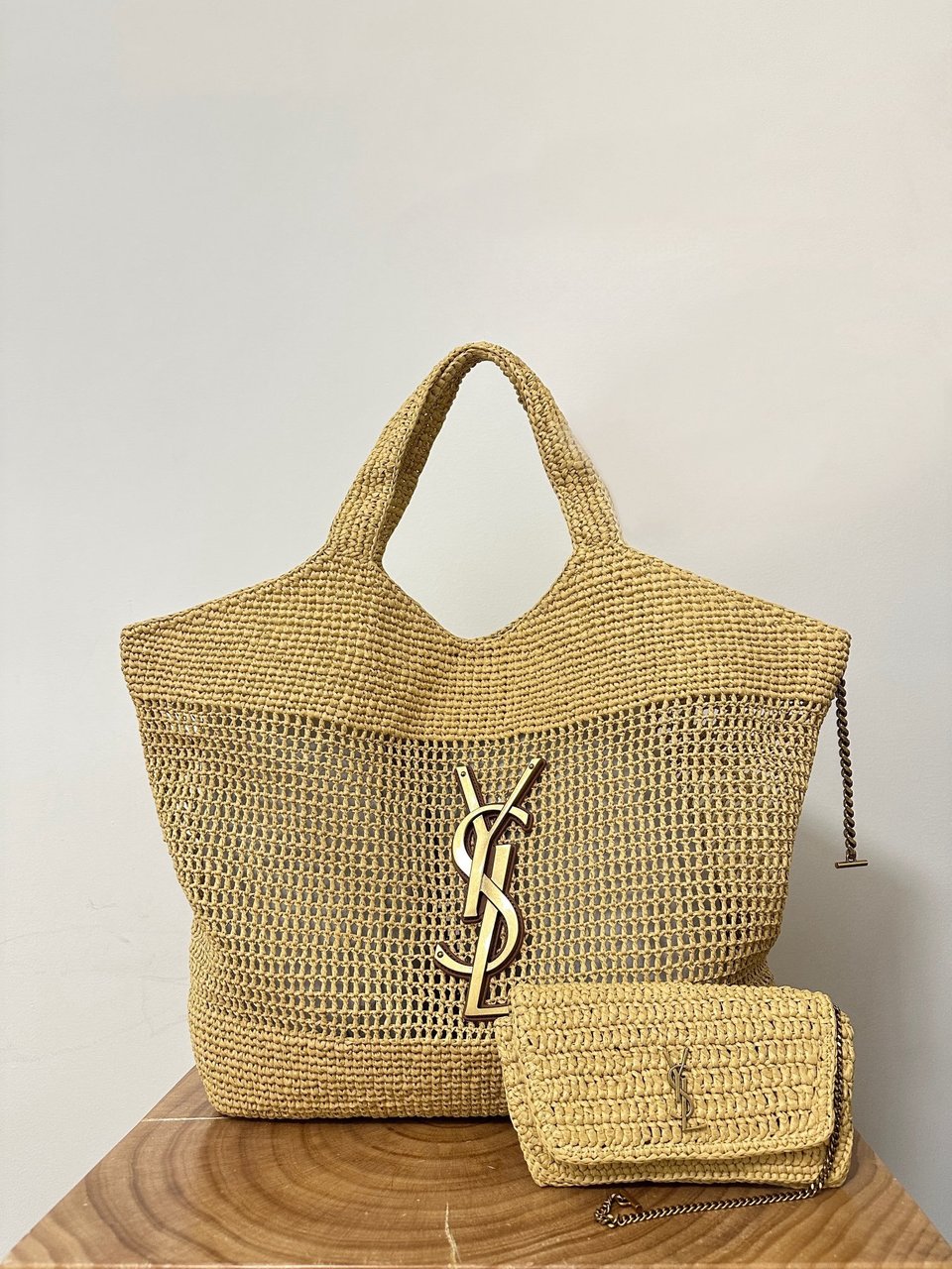 YSL Saint Laurent Icare Raffia Shopping Tote Bag – Natural Beige 43cm/ 16.9in view 3