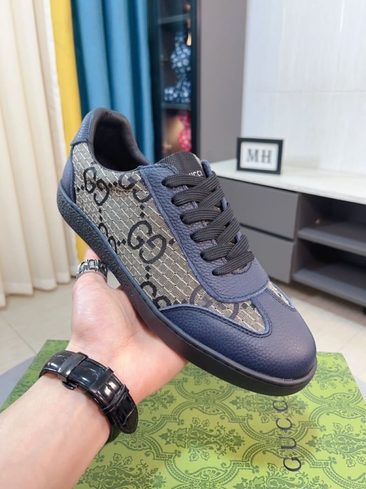Gucci Gg Canvas And Leather Low Top Sneakers Blue view 9