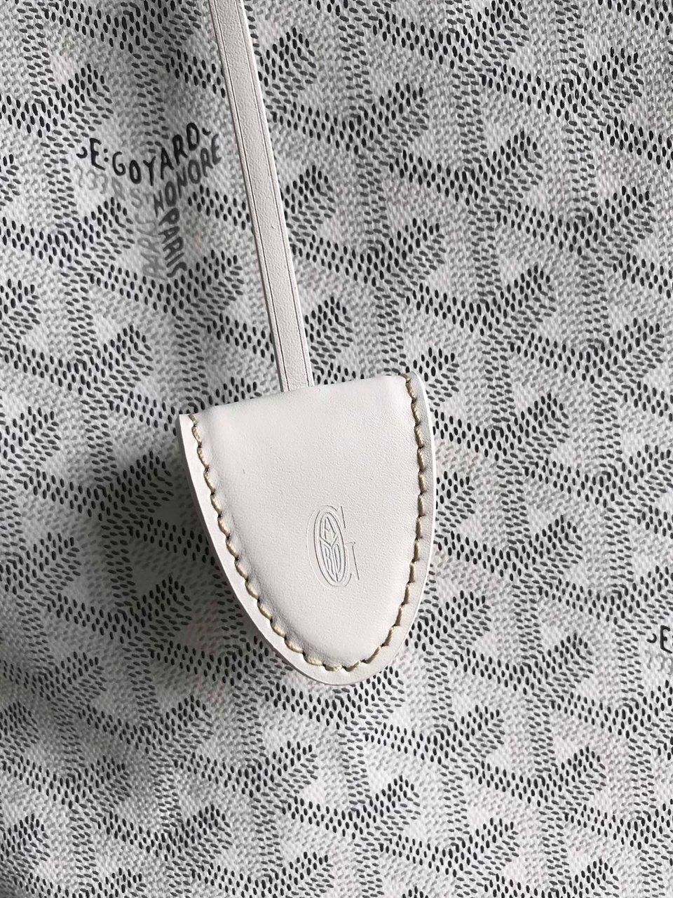 Goyard Bellechasse Biaude Pm Bag 36 Cm White Goyardine Canvas And Calfskin Trim view 10