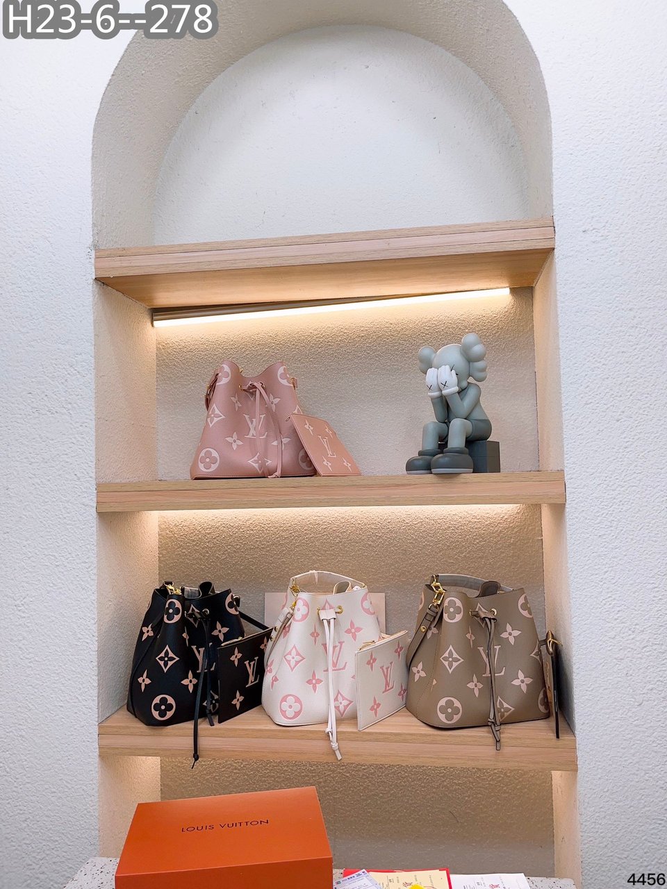 Louis Vuitton N Ono Mm Pink 25Cm view 4