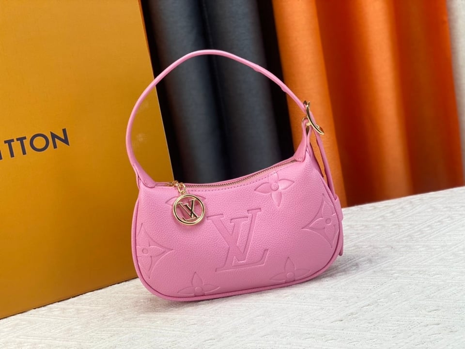 Louis Vuitton Mini Moon Pink 20Cm M82487 view 3