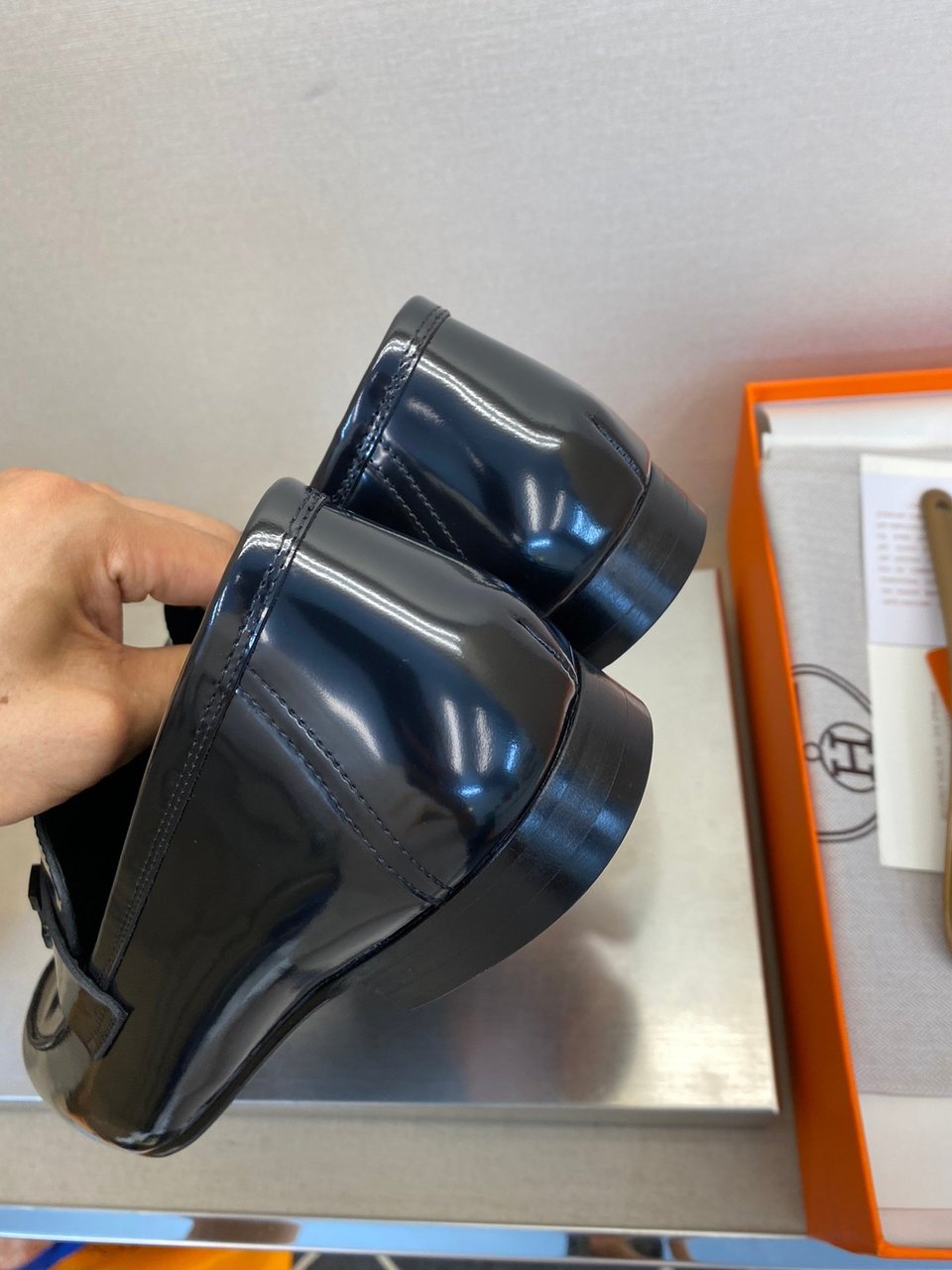 Hermès H-Buckle Polished Black Leather Loafers for Men view 6
