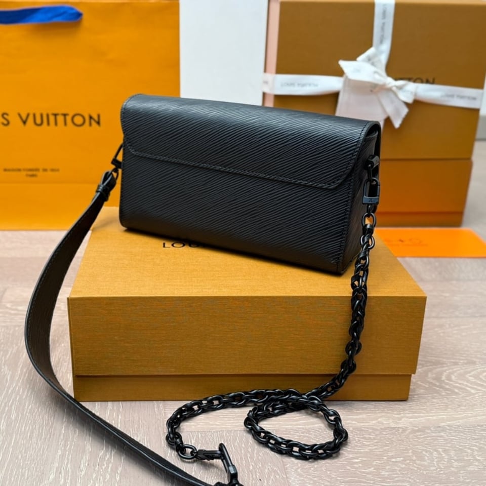 Louis Vuitton Twist West Bag Black 23Cm M25336 view 5