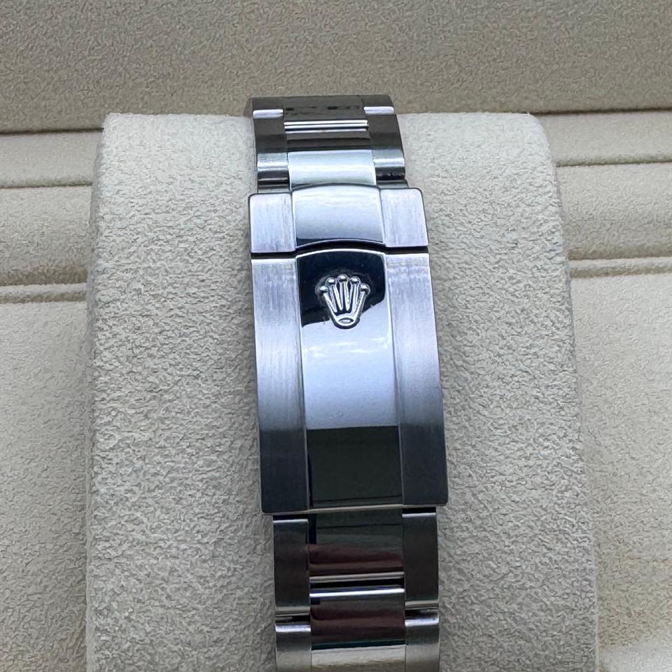 [Superclone] Rolex Datejust 41mm White Dial Oyster 126300 view 11