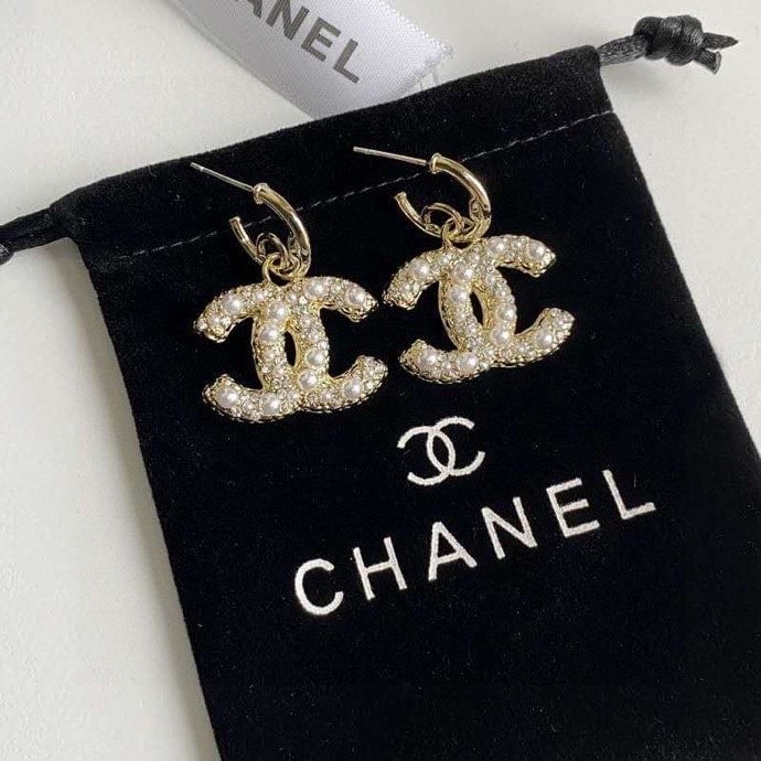 Chanel Cc Earrings view 4