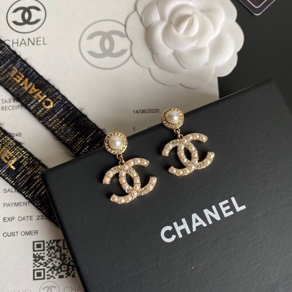 Chanel Cc Earrings view 3