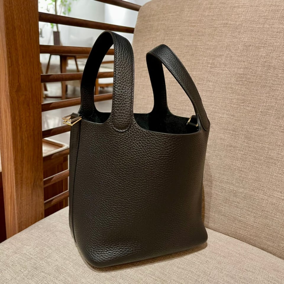 Hermes Picotin Lock Bag In Taurillon Clemence Noir Black 22Cm view 7