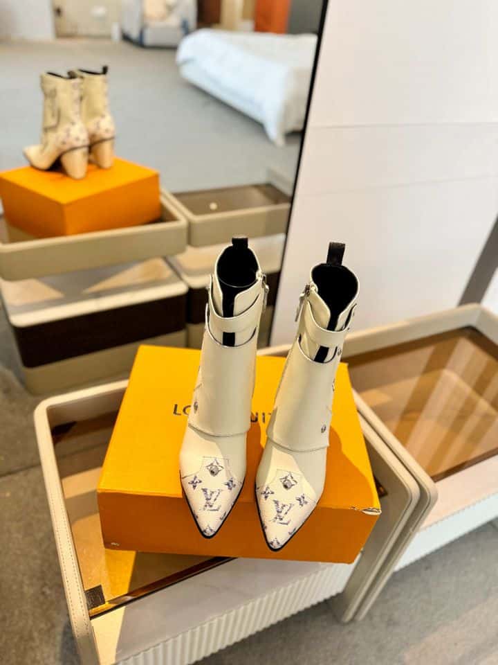 Louis Vuitton Trinity Boot Monogram And White view 5
