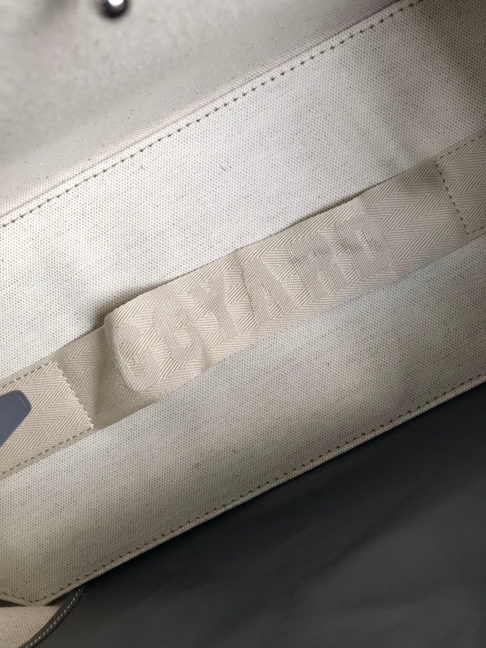 Goyard Bellechasse Biaude Pm Bag 36cm Gray Goyardine Canvas And Calfskin Trim view 4
