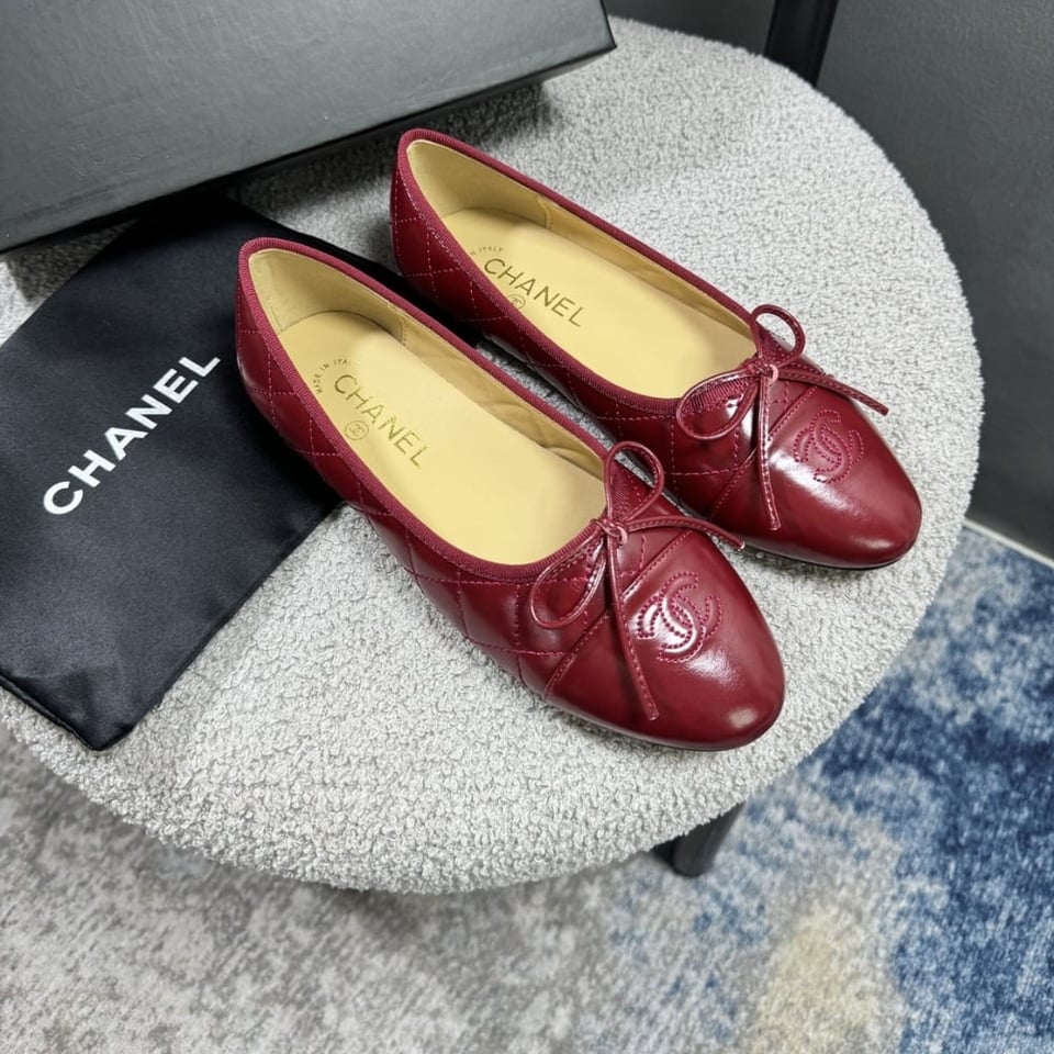 Chanel Ballerina Flat Shoes In Red view 4