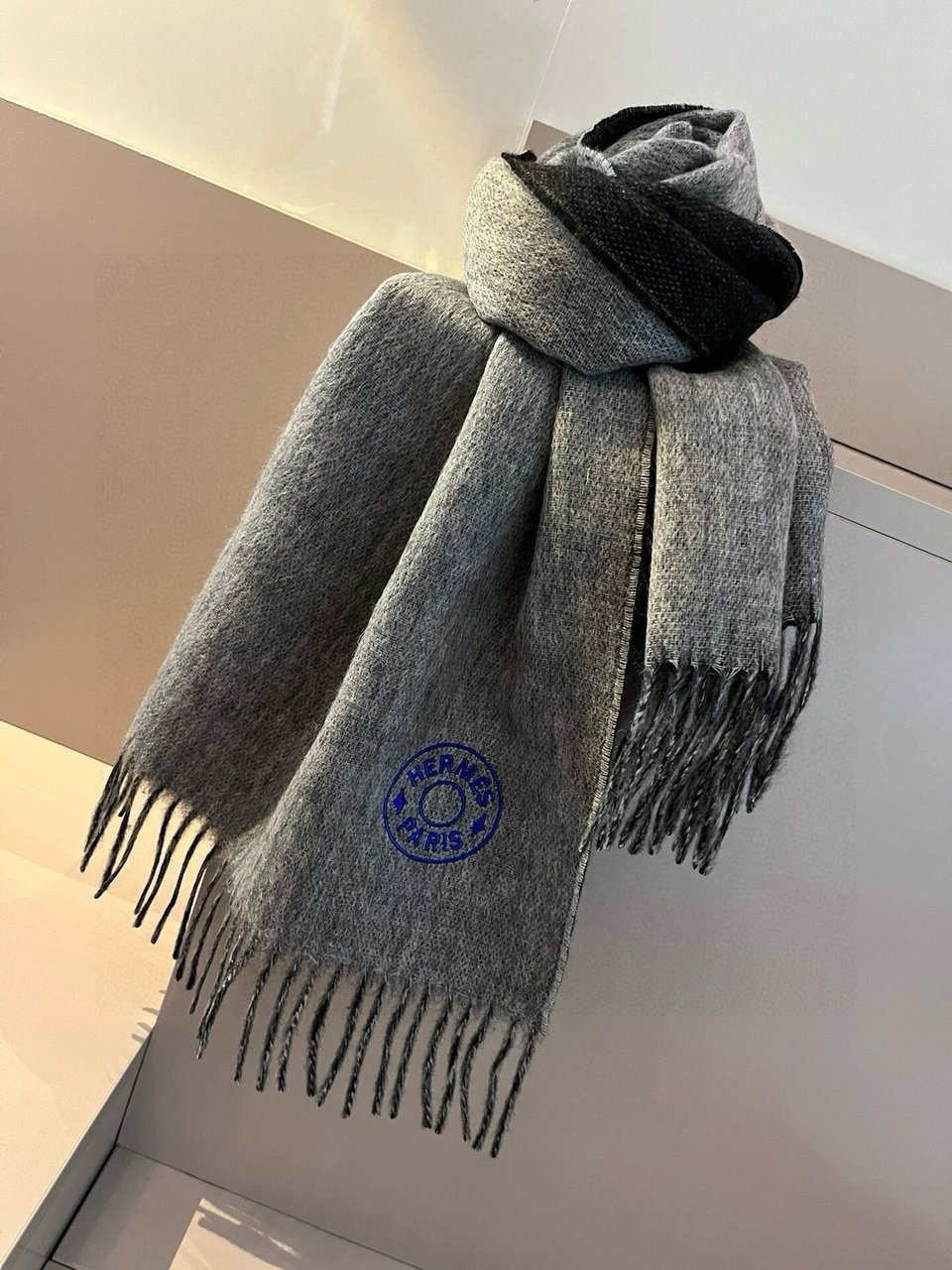 Hermes Cashmere Blanket Scarf Grey For Women 180cm view 5