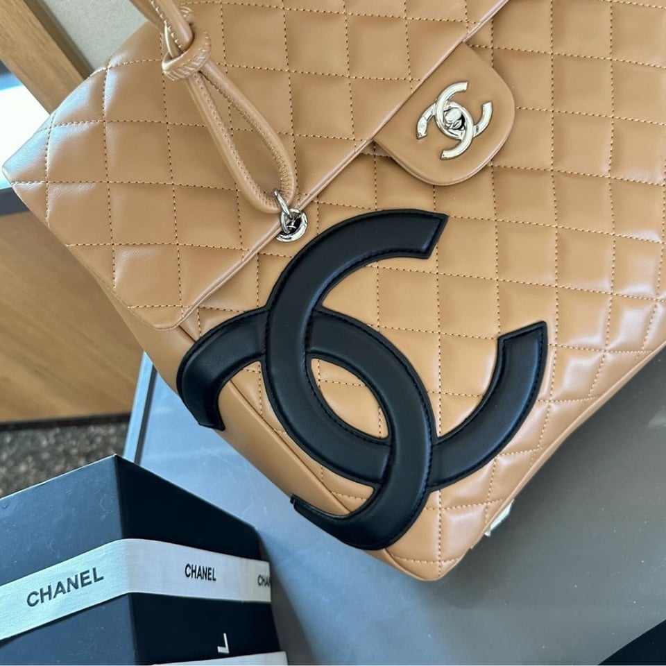 Chanel Cambon Shopping Bag Quilted Leather In Beige And Black 36Cm view 5