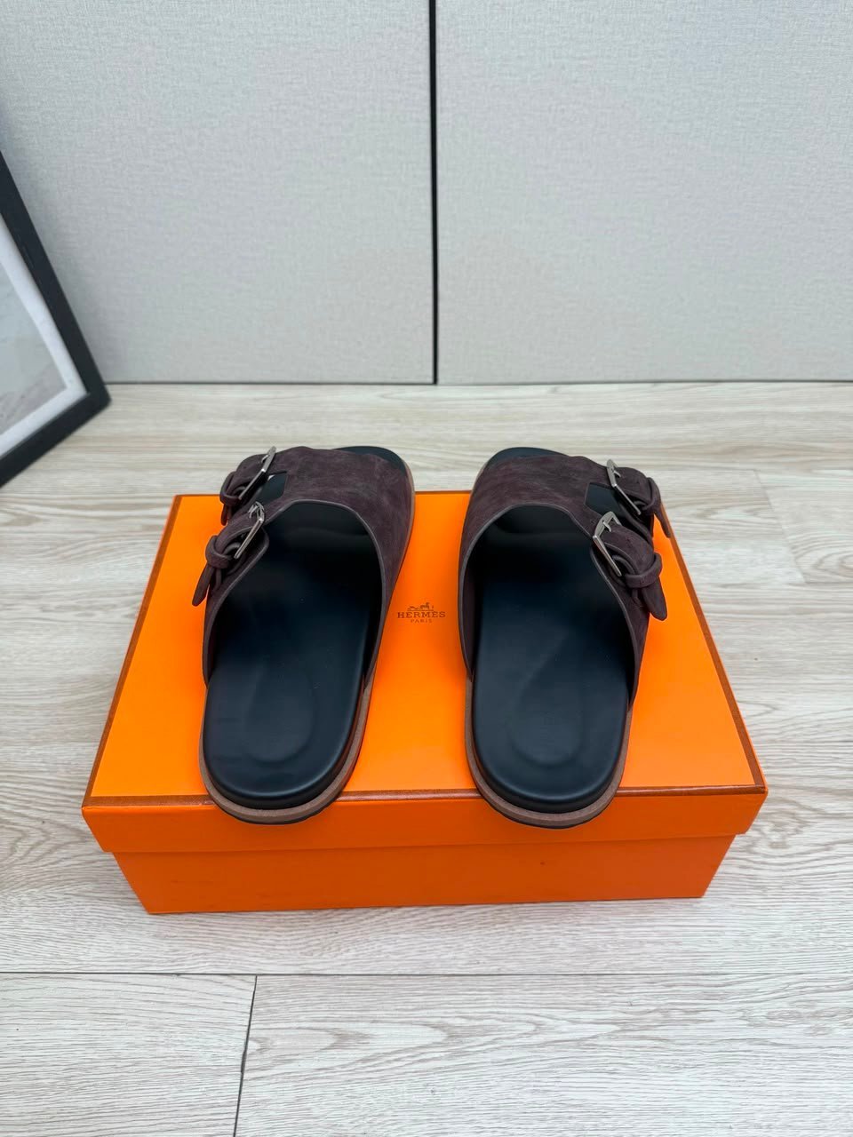 Hermes Naxos Sandal Marron Ébène Color Calfskin H262912ZHME390 view 7