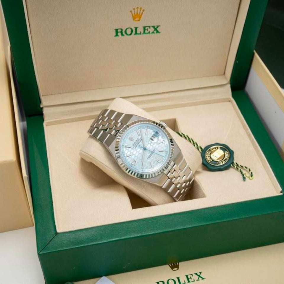 [Superclone] Rolex Land-Dweller 40mm Ice Blue Dial Flat Jubilee 127336 view 3