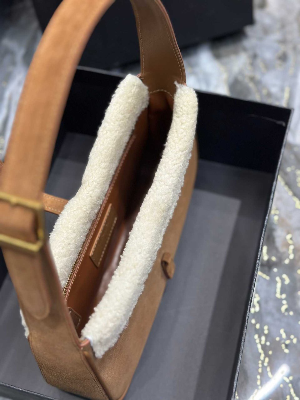 Saint Laurent Le 5 A 7 Hobo Bag In Suede And Shearling view 6