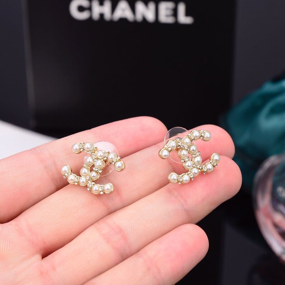 Chanel Cc Earrings view 9