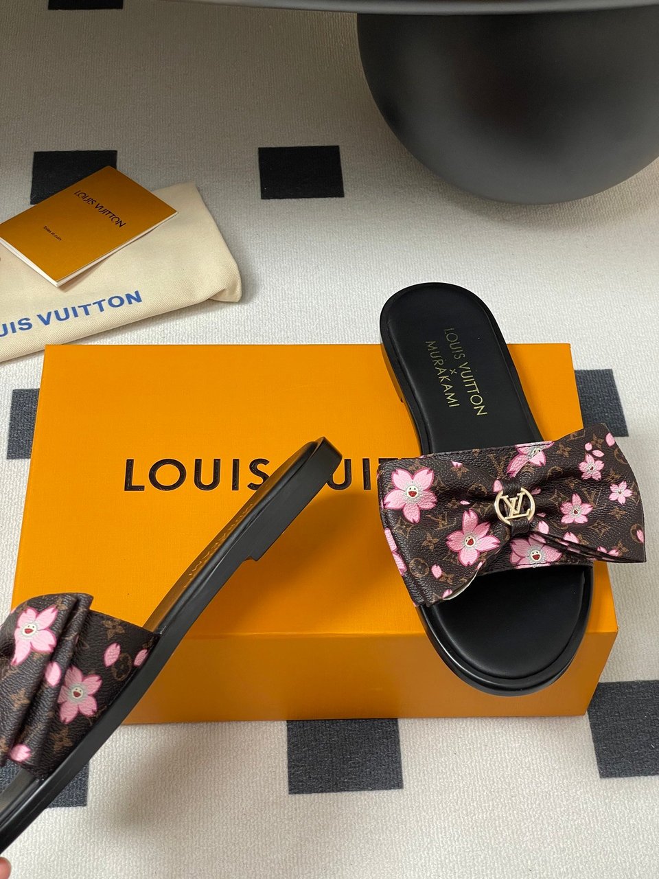 Louis Vuitton x Takashi Murakami Lily Flat Mule Bow Slide Sandals Black 1AGVYA view 9