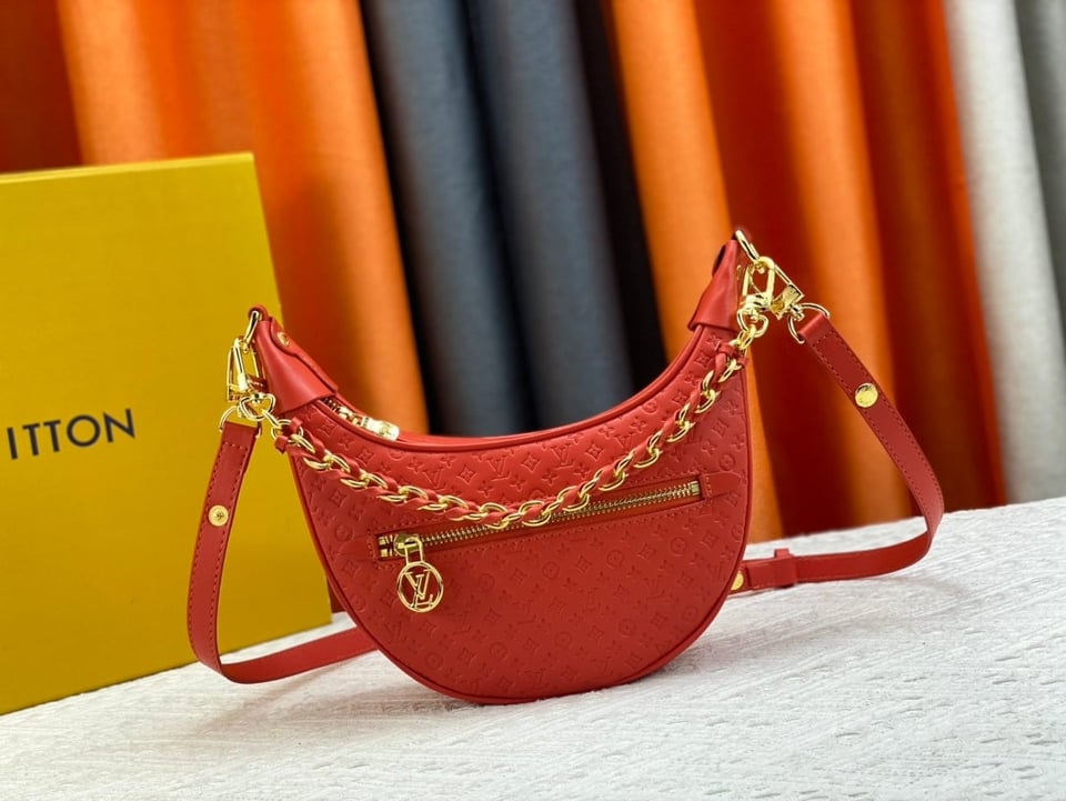 Louis Vuitton Loop Baguette Bag Red 23Cm M22594 view 10