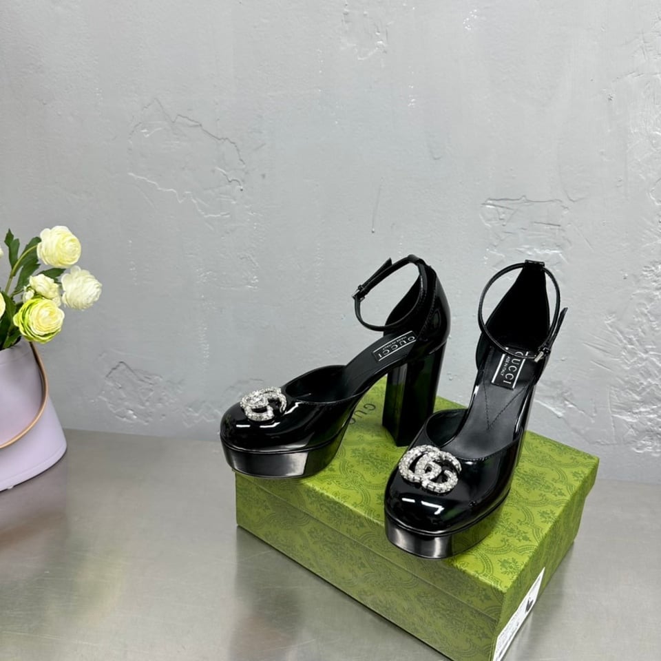 Gucci Women’S Platform Pump With Double G Black 762386 Bnc00 1000 view 3