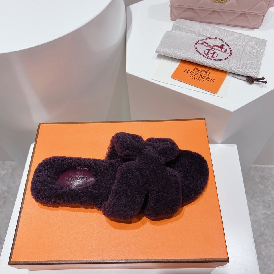 Hermes Oran Sandal Dark Purple H231288Z Vl350 view 7