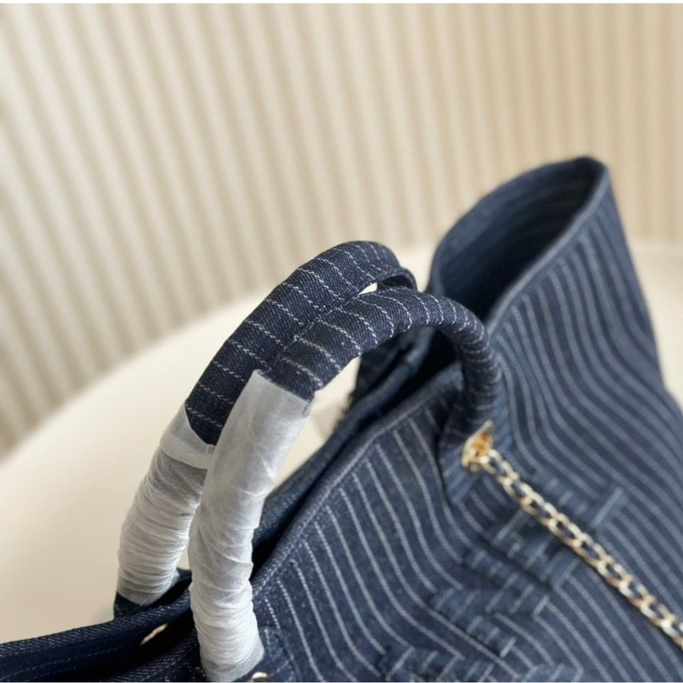 Chanel Shopping Bag Dark Blue 33Cm/13in view 7