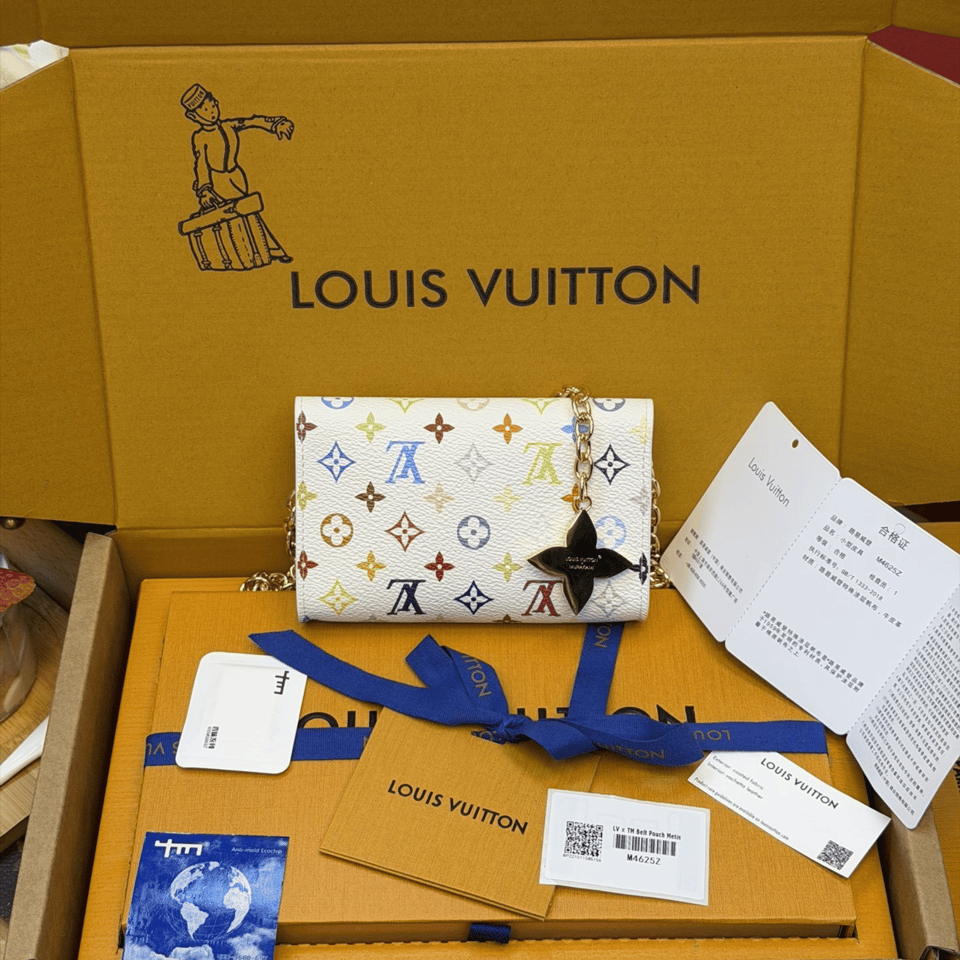 Louis Vuitton LV x TM Pouch Metis M4625Z 13.5cm/5.3in view 13