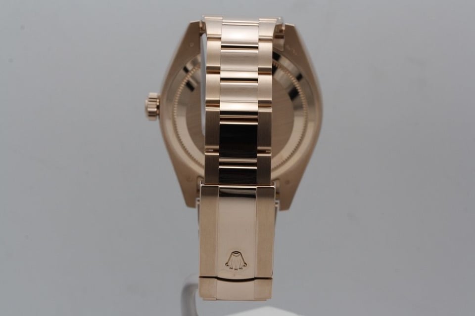 [Superclone] Rolex Sky-Dweller 42mm Chocolate Dial Oyster 326935 view 4