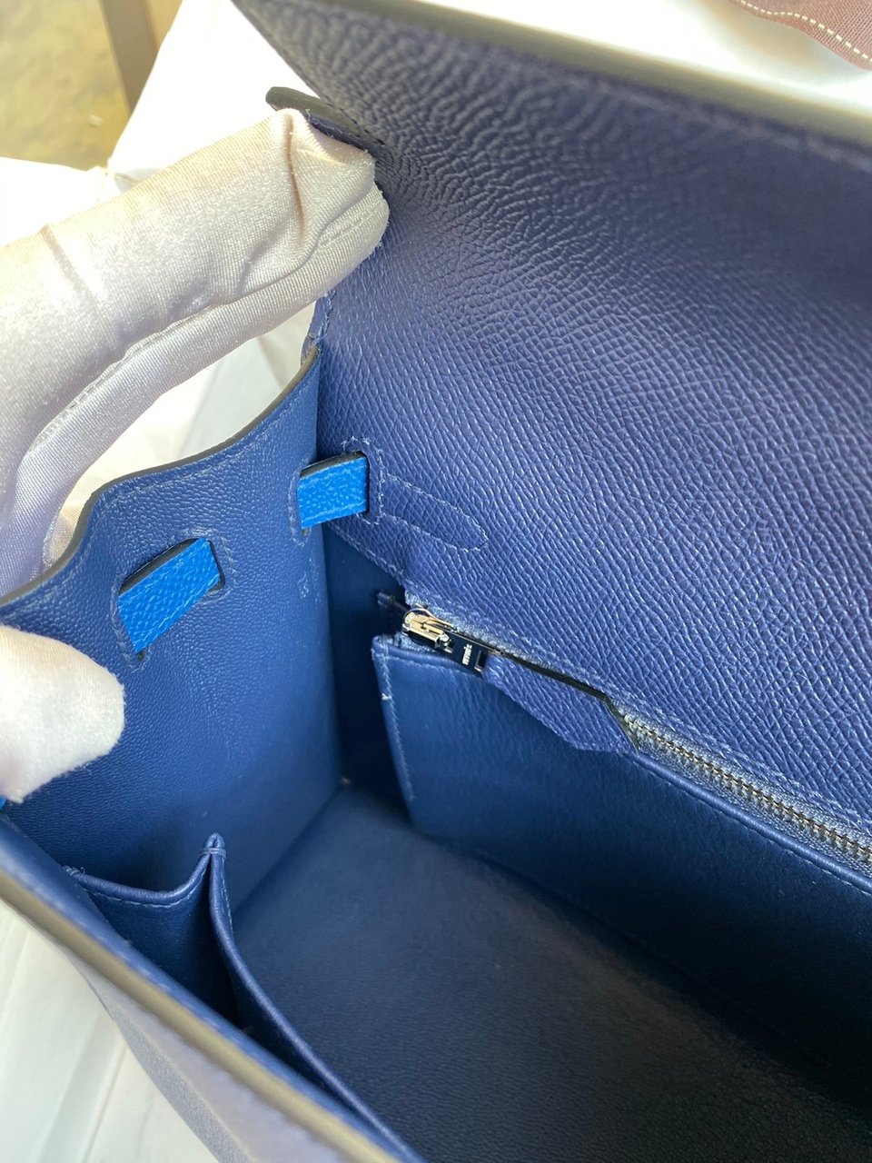 Hermes Kelly 25 Bag In Navy Blue Epsom Leather For Women 25cm/10in view 8