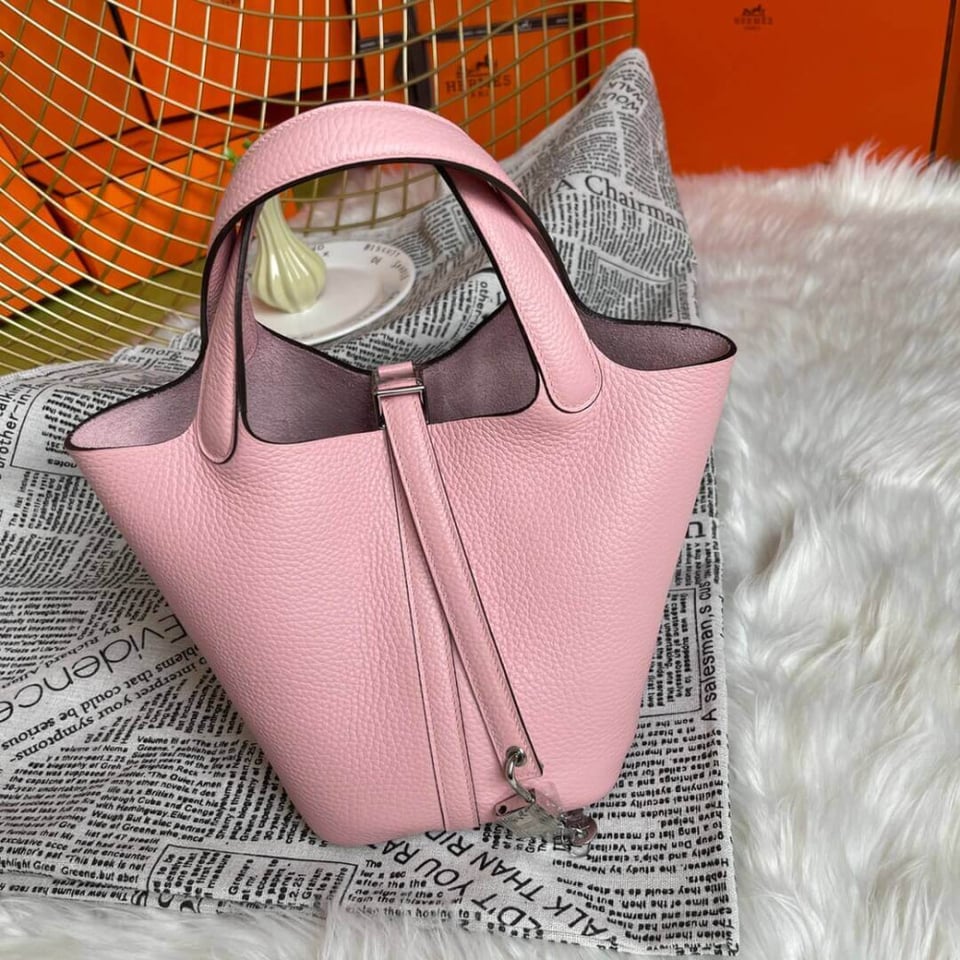 Hermes Picotin Lock Bag In Taurillon Clemence 3Q Rose Sakura 22Cm view 3