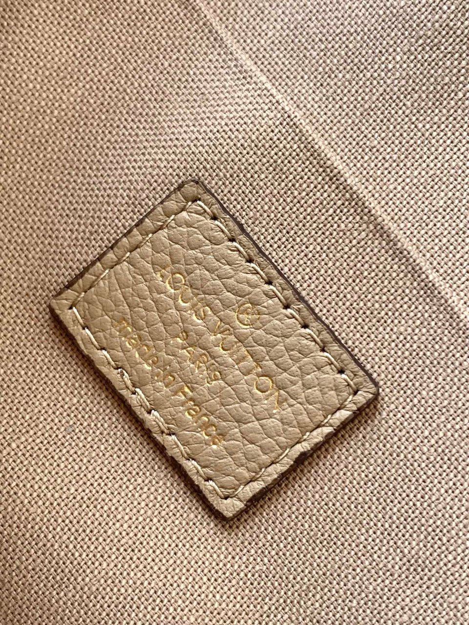 Louis Vuitton Felicie Pochette Bag Gray Tourterelle 21Cm view 9