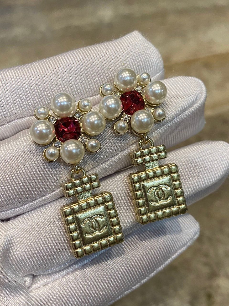 Chanel Earrings view 3