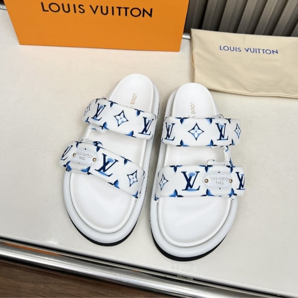 Louis Vuitton Monogram Pool Slides view 6