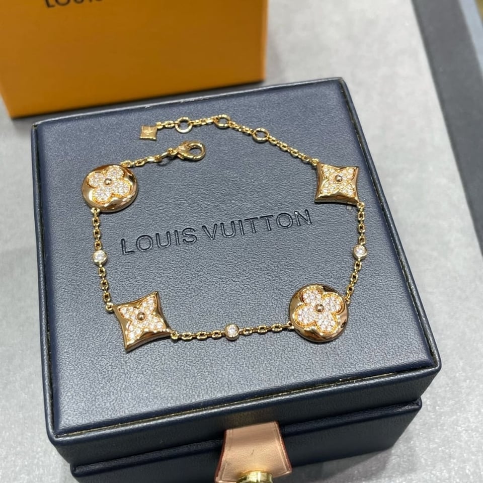 Louis Vuitton Color Blossom Bb Bracelet Gold With Crystals Q95650 view 2