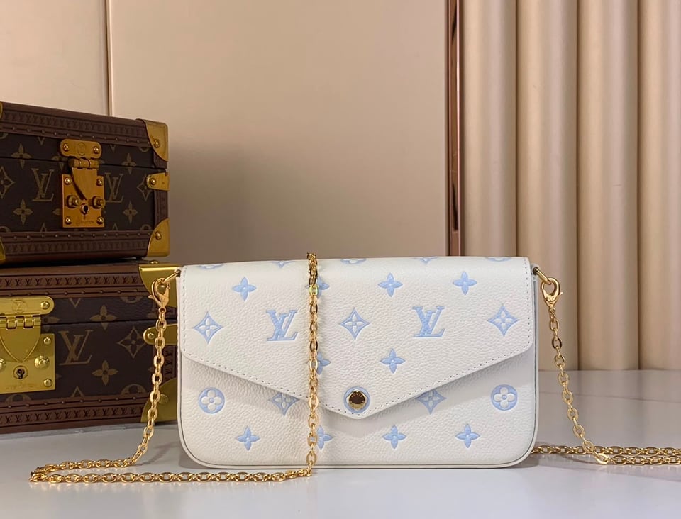 Louis Vuitton Pochette Félicie Bag 21cm M28127 view 2
