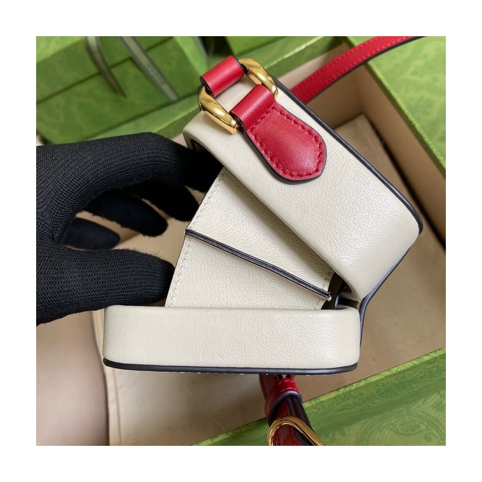 Gucci Interlocking G Mini Bag in White Leather view 9