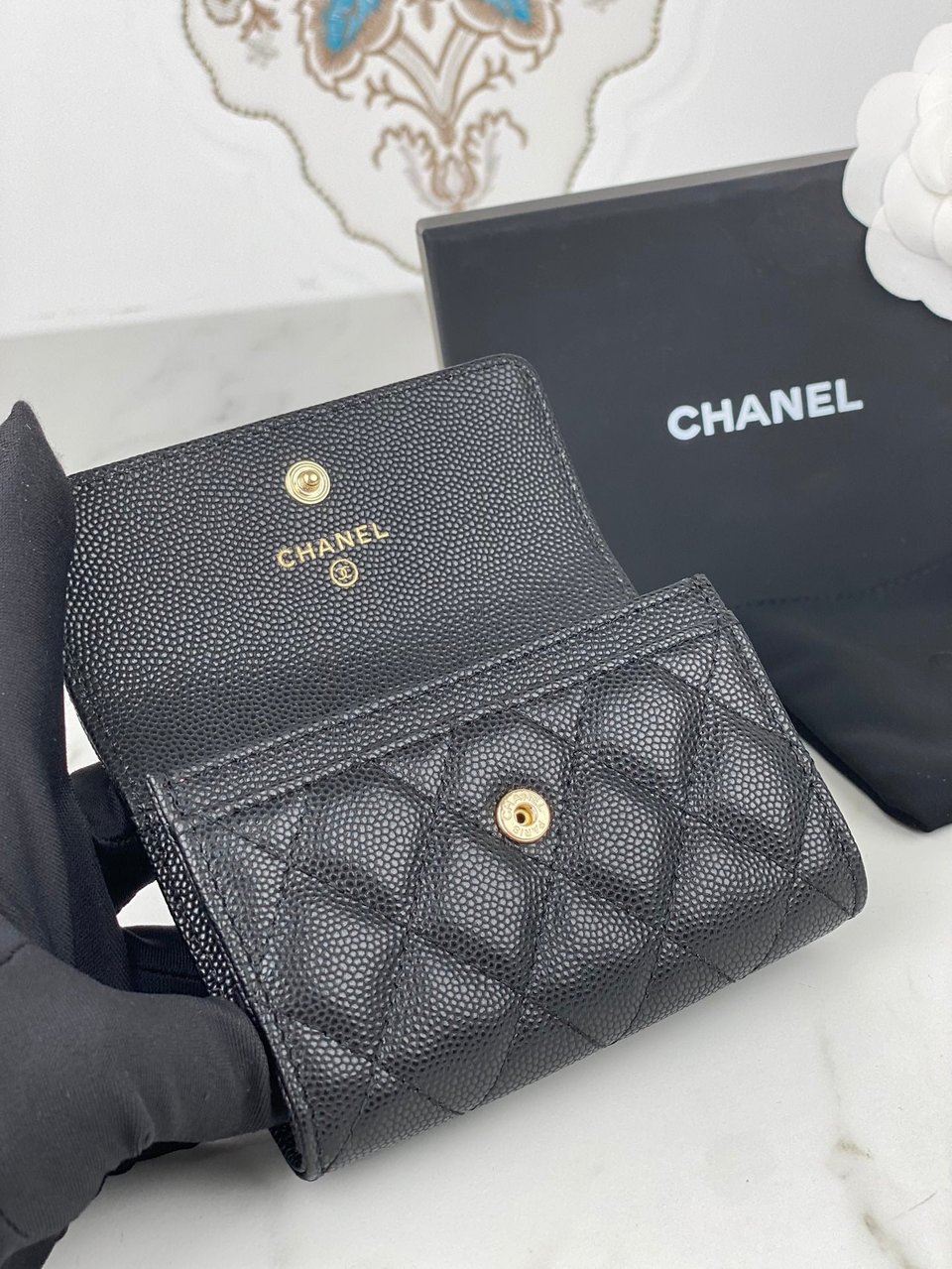 Chanel Flap Card Holder 11 Black Grained Calfskin Gold Icon view 4