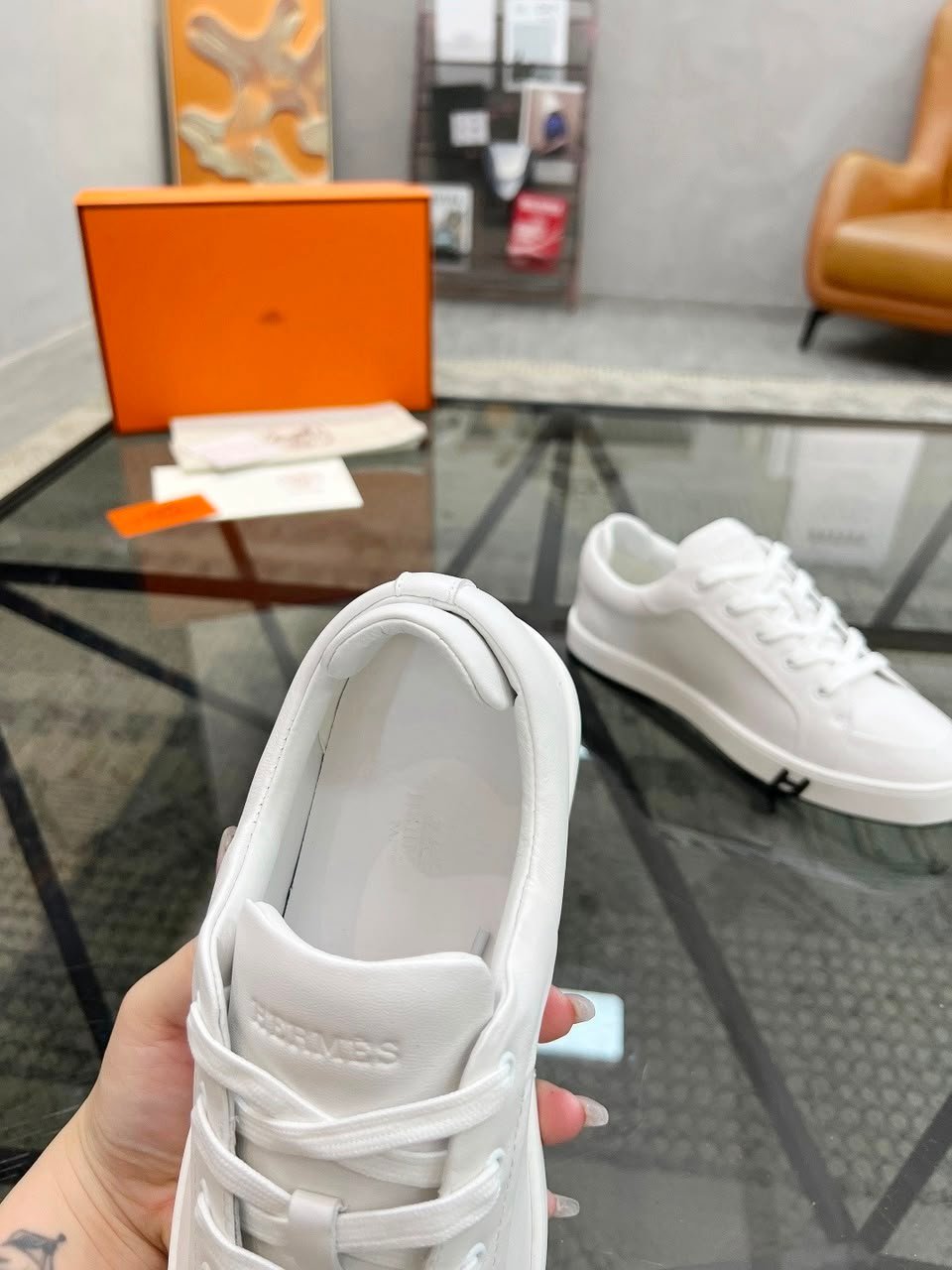Hermes Kid Sneakers Blanc Color Goatskin H251929ZH90390 view 7