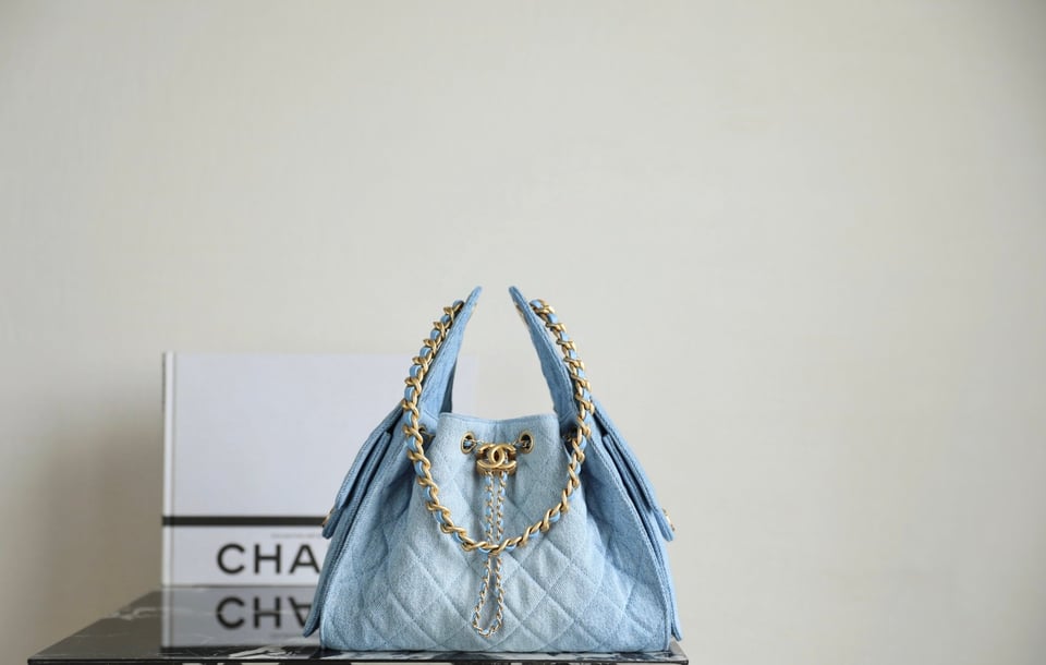 Chanel 25 Small Handbag Crossbody Bag Blue 30cm view 10