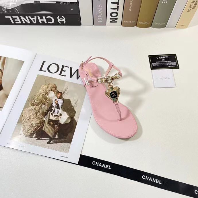 Chanel Shiny Pearl Crystal Cc Heart Thong Sandals Light Pink view 9