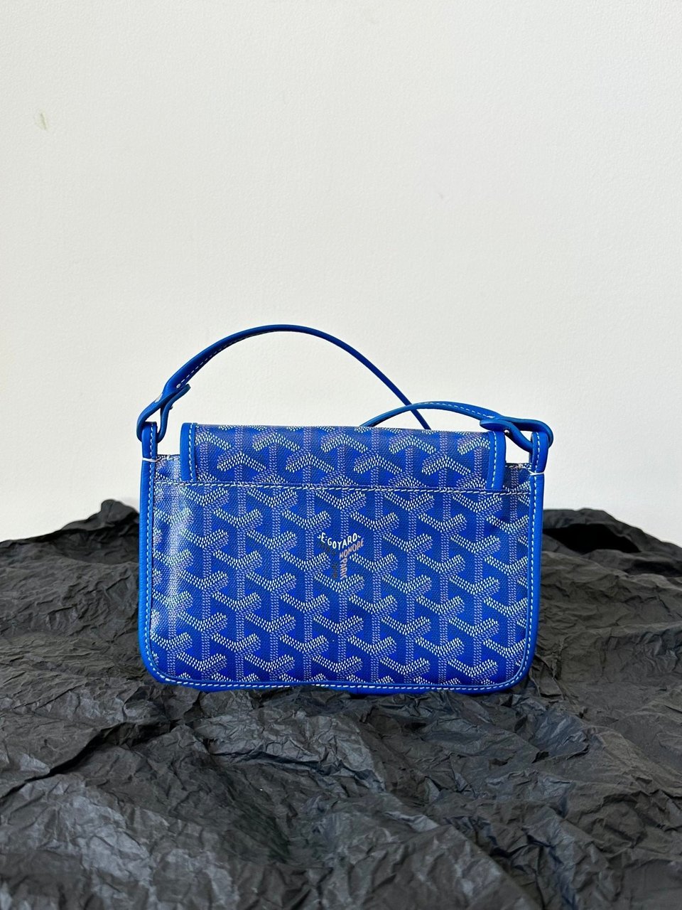 Goyard Plumet Pocket Wallet 20 Cm Sapphire Blue Goyardine Canvas And Lambskin Trim view 6
