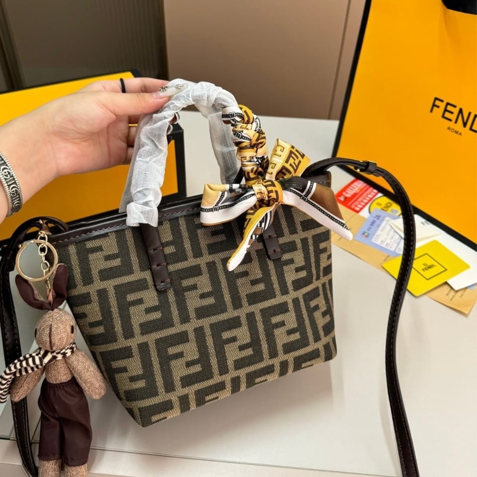 Fendi Mini Roll Ff Jacquard Mini Bag Brown 18Cm view 4