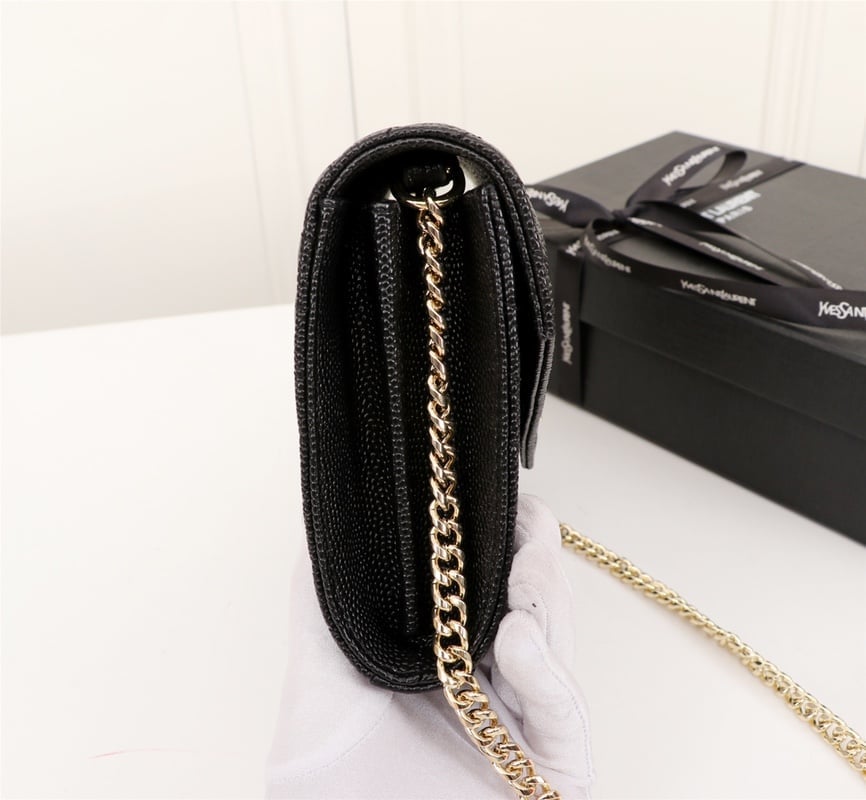 Saint Laurent Cassandre Matelasse Chain Wallet In Grain De Poudre Embossed Black Gold 22Cm 377828 Bow01 1000 view 4