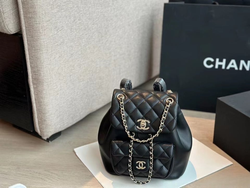 Chanel Duma Matelasse Leather Chain Backpack Black 20Cm/7.8in view 4