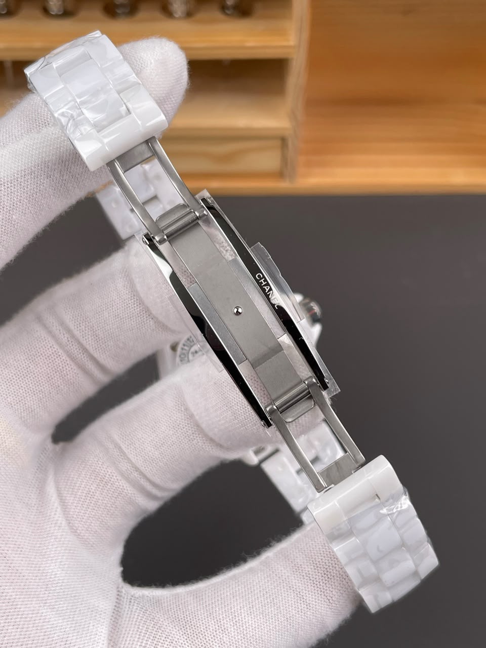 [Super Clone] Chanel J12 Watch Calibre 12.2 – 33mm White Dial view 7